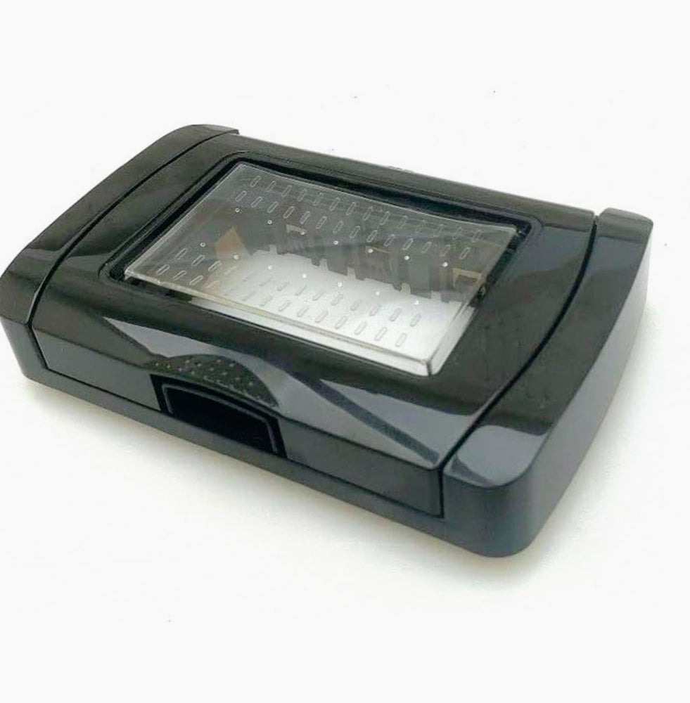 Placca idrobox IP55 nera 4 posti, compatibile Living Light International