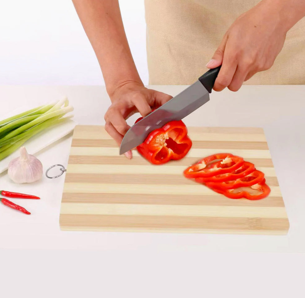 Tagliere rettangolare in legno zebrato con gancio – Disponibile in varie misure, elegante e funzionale