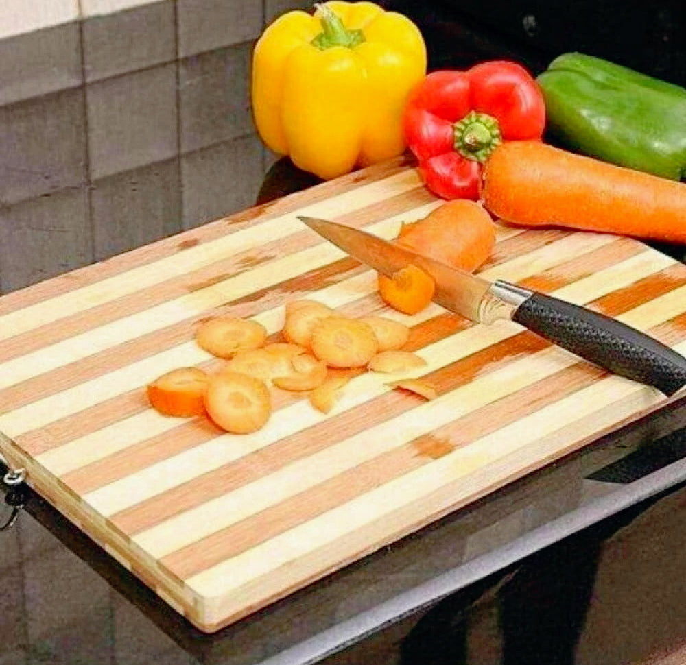 Tagliere rettangolare in legno zebrato con gancio – Disponibile in varie misure, elegante e funzionale