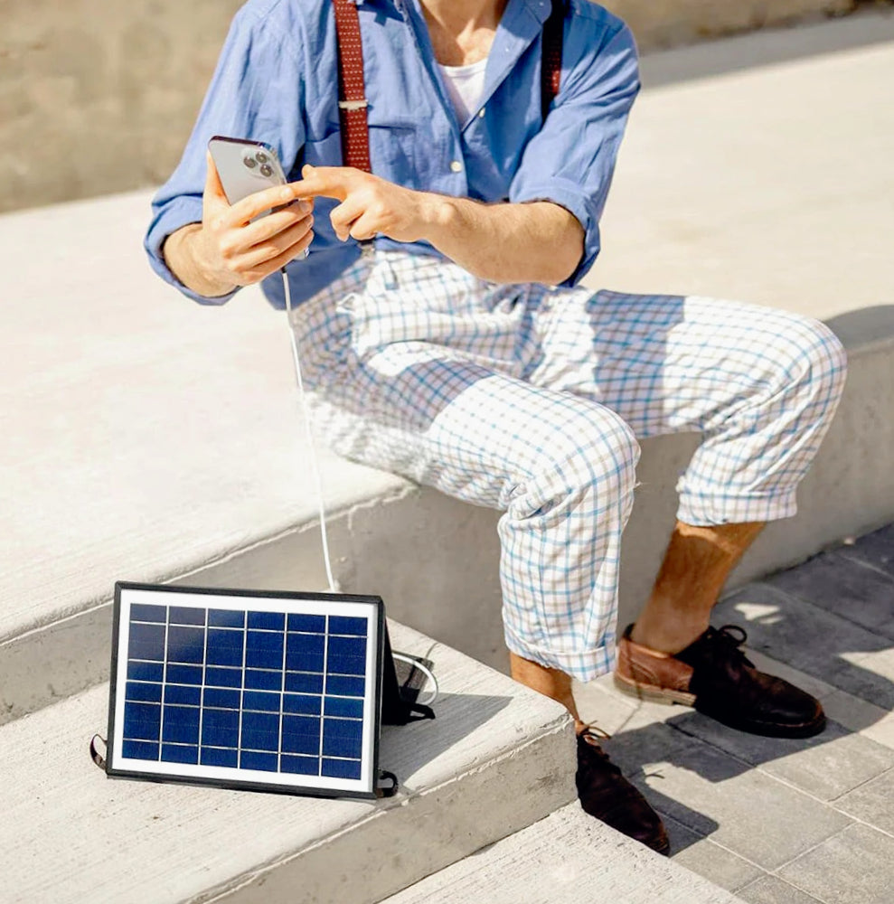 Caricabatteria solare 5V 12W – Power Bank 2.4A - ambraled
