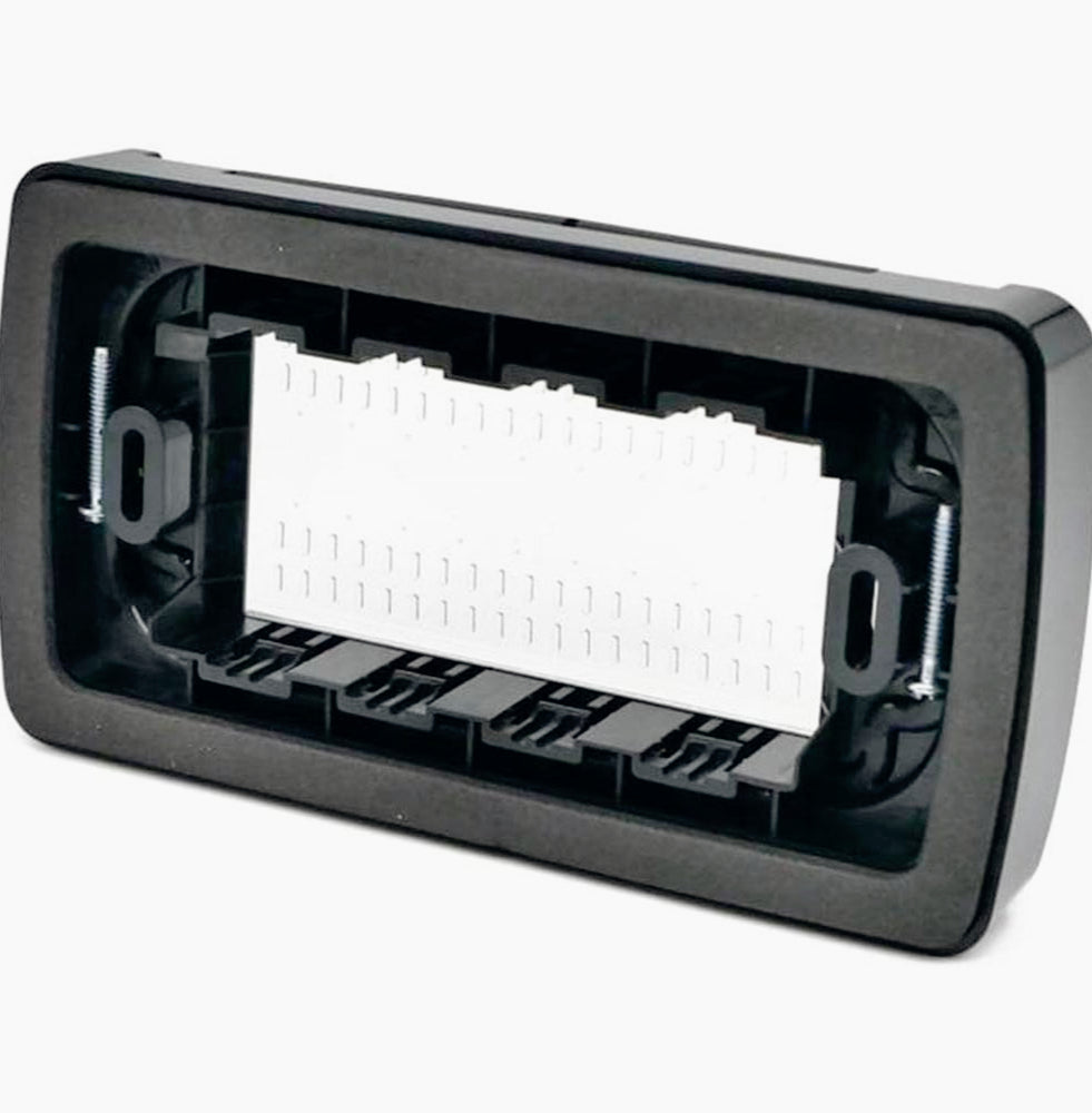 Placca idrobox IP55 nera 4 posti, compatibile Living Light International