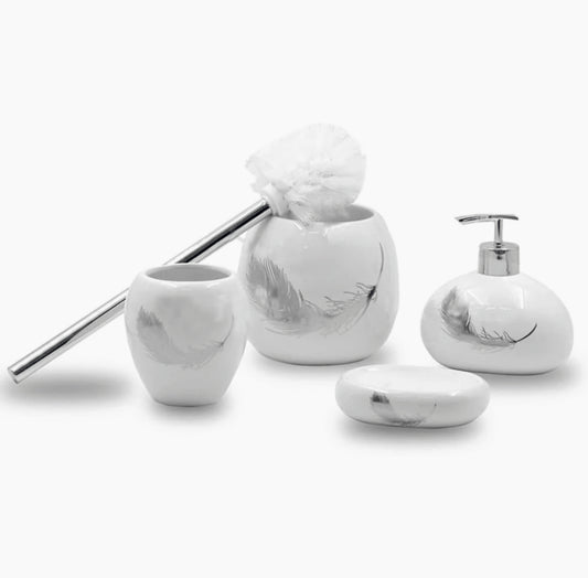 Accessori Bagno Argento – Dispenser Sapone, Portabicchieri e Scopino Piuma - ambraled