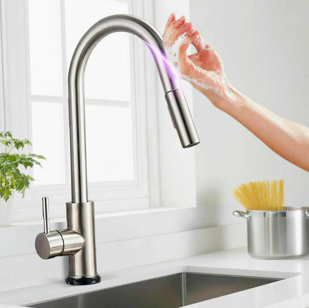 Rubinetto da cucina con comando touch, doccetta estensibile e 2 getti - pratico e di tendenza