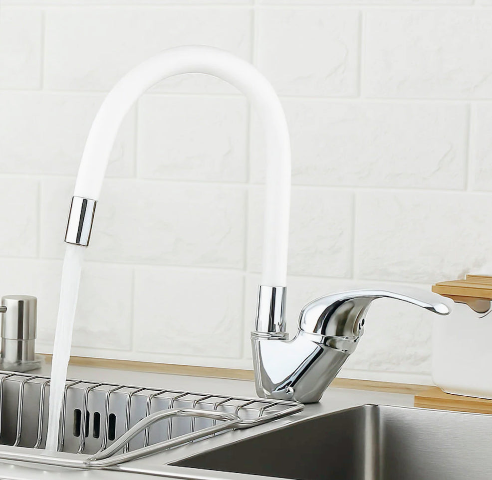 Rubinetto da lavello canna alta flessibile in silicone orientabile - pratico e funzionale