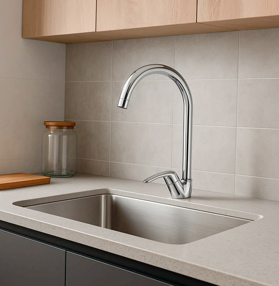 Rubinetto per cucina a canna alta curva con miscelatore orientabile - design moderno e versatile