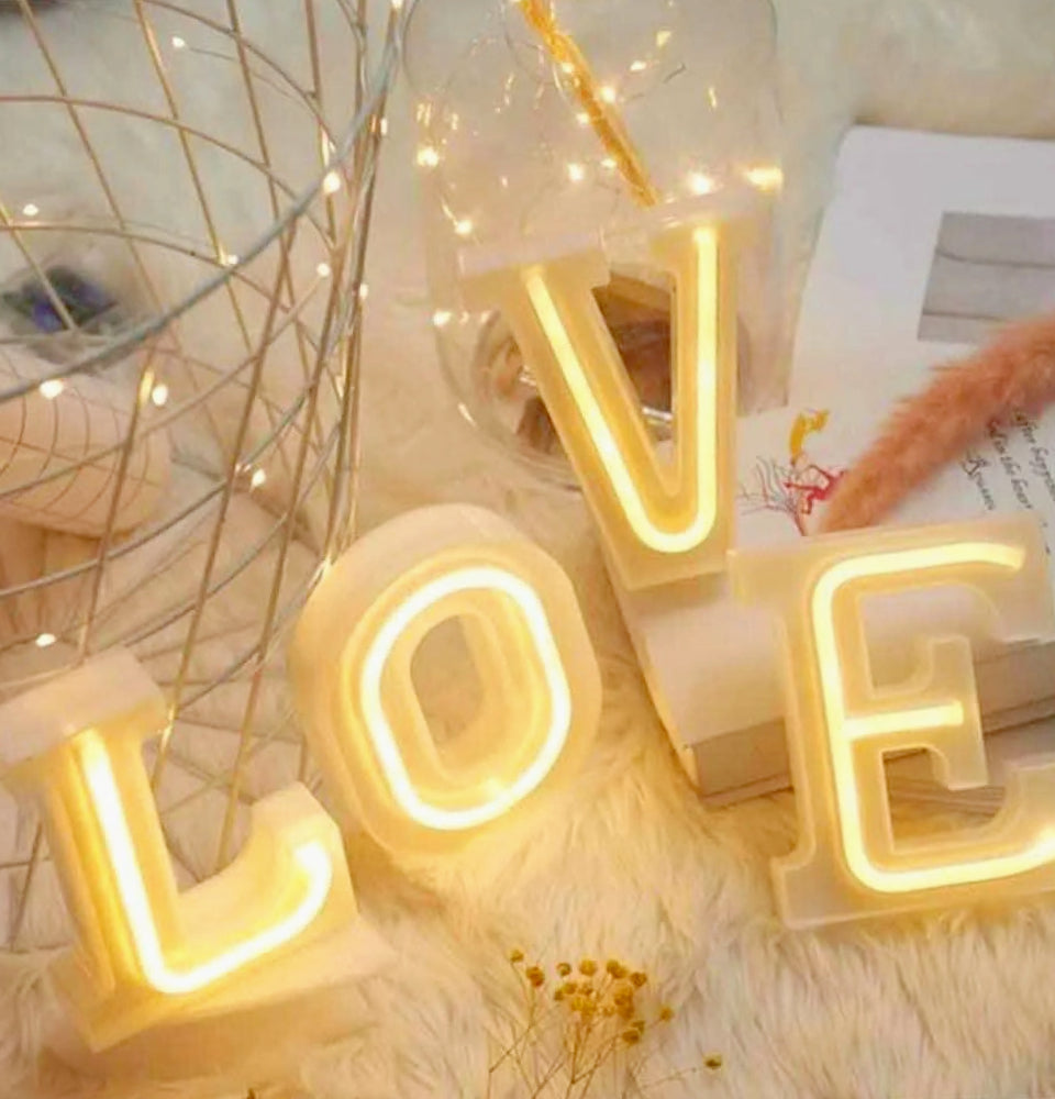 Lettere luminose LED dalla A alla Z – Decorazione festa con luce calda - ambraled
