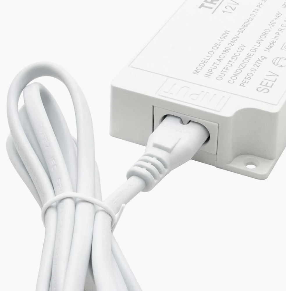 Alimentatore 230V → 12V 24W – 6 uscite / 3 ingressi - ambraled