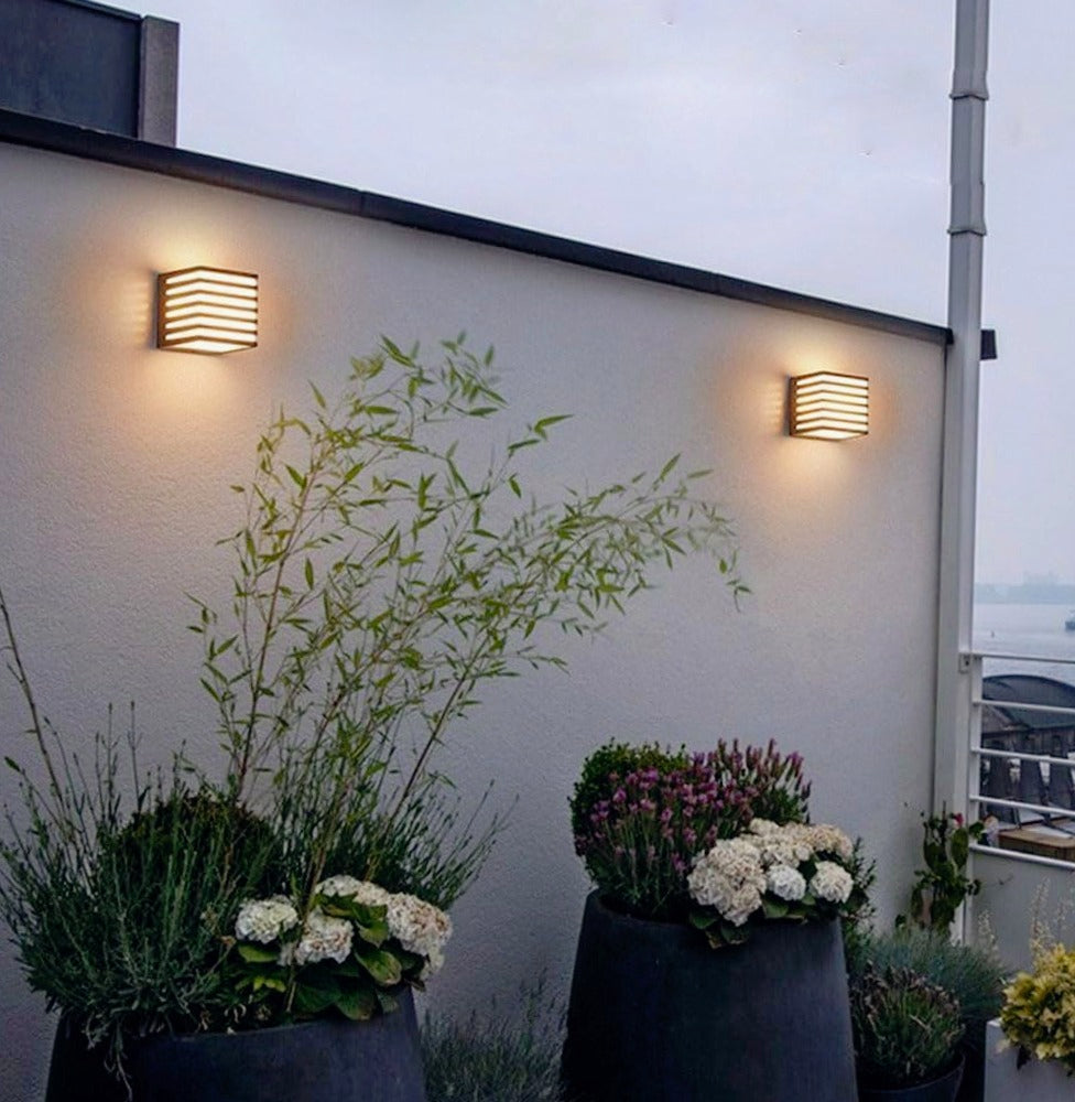 Applique cubo in LED per esterni – 10W tecnologia CCT IP54 - ambraled