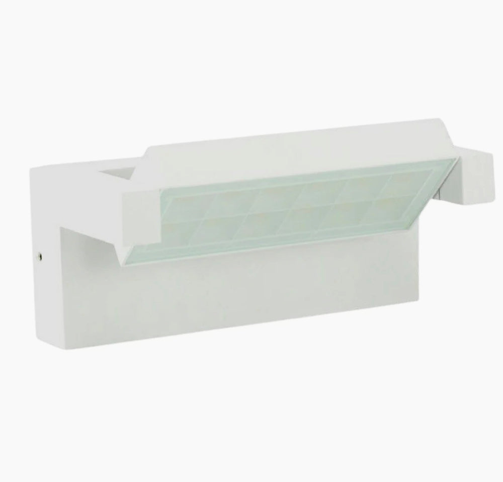 Applique da parete per esterni 21W – Tecnologia CCT 3 colori, inclinabile, protezione IP65 - ambraled
