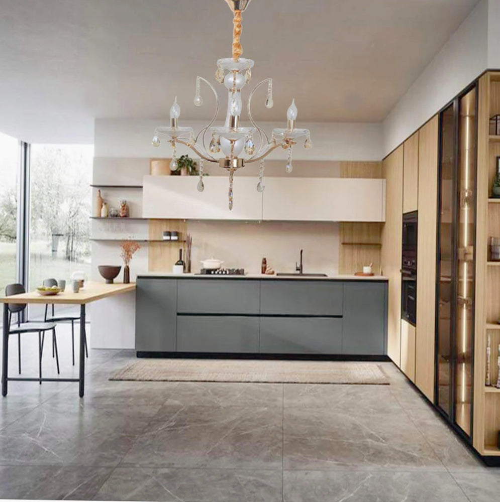 Lampadario a 3/5/8 bracci – Finiture bianco perlato e oro, pendenti decorativi E14 - ambraled