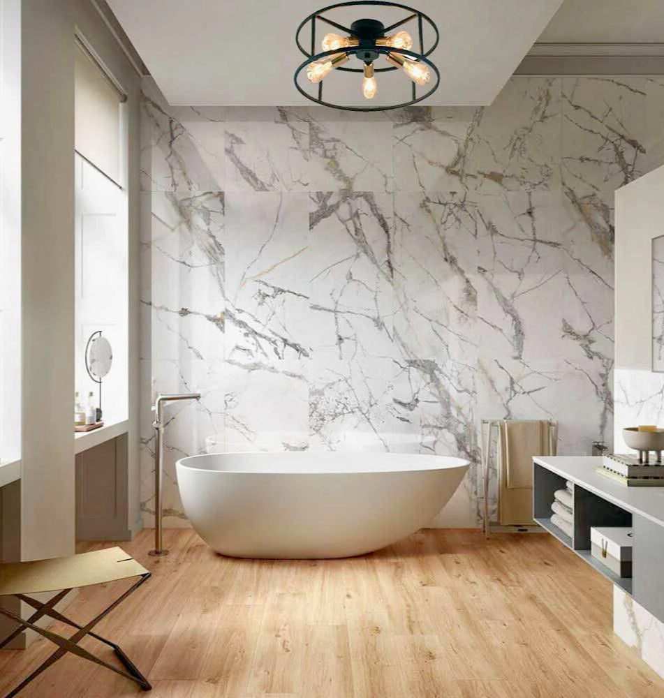 Luce industriale in metallo nero con 5 portalampade E27 color oro - ambraled