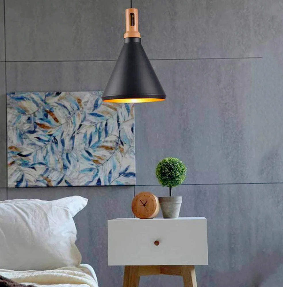 Lampadario industriale pendente – Metallo a cono, nero e bianco, base E27 - ambraled