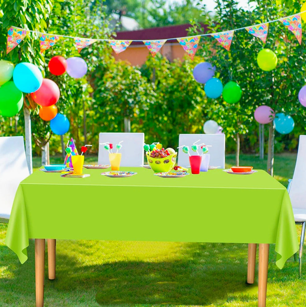 Tovaglia plastificata monouso 137x274 cm – Allestimento feste e banchetti