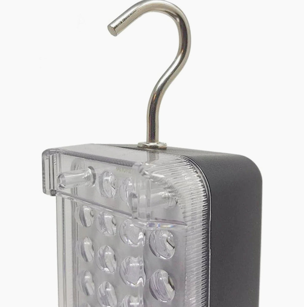 Torcia 34 LED da officina – Con gancio, magnete e presa Schuko (220V)
