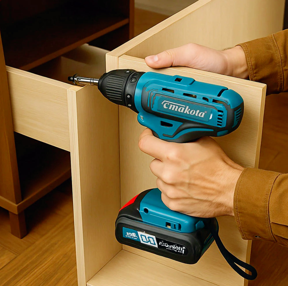 Trapano avvitatore 18V – 2 batterie, due velocità e accessori inclusi
