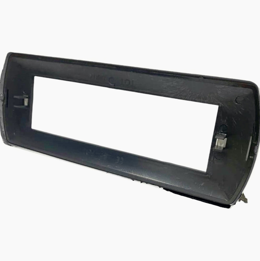 Placchetta Nera 3-7 Posti – Compatibile con Living International Cassetta 503
