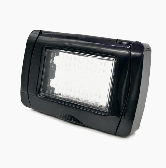 Placca idrobox IP55 3 posti con coperchio nero, compatibile Vimar Plana