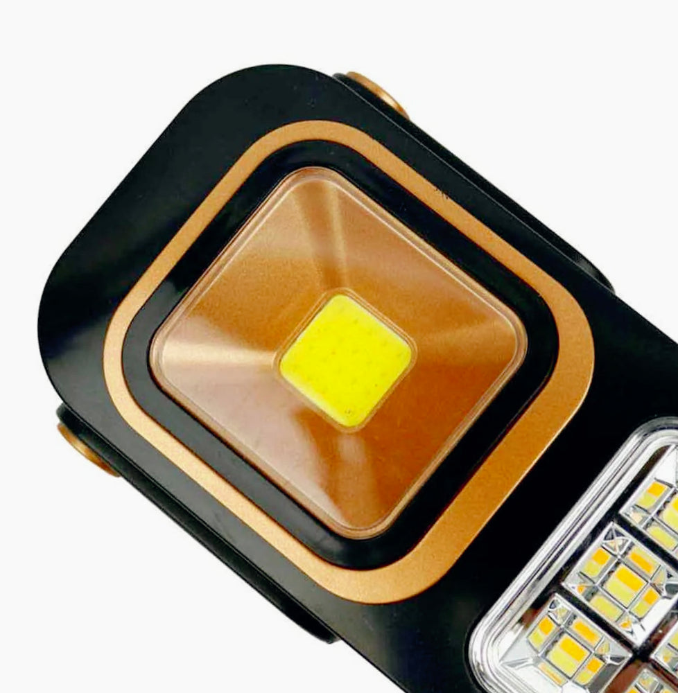 Torcia di emergenza con carica a pannello solare e USB – Autonoma e sempre pronta all’uso