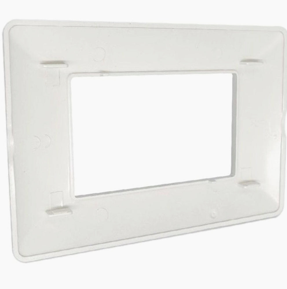 Placchetta per Lampadine 3, 4, 6 Posti – Finestra Silver, Compatibile con Cover Matrix