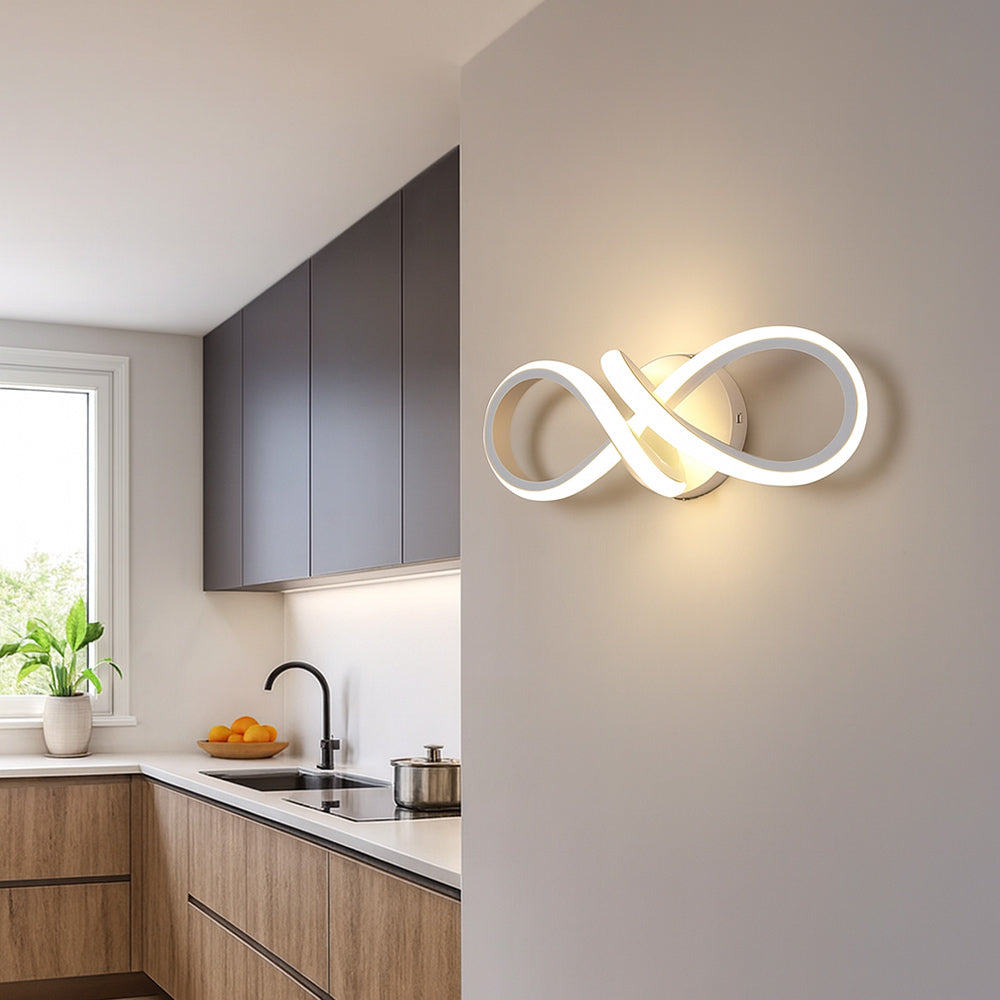 Applique a led 13W decorativo a forma di infinito con tecnologia CCT - ambraled