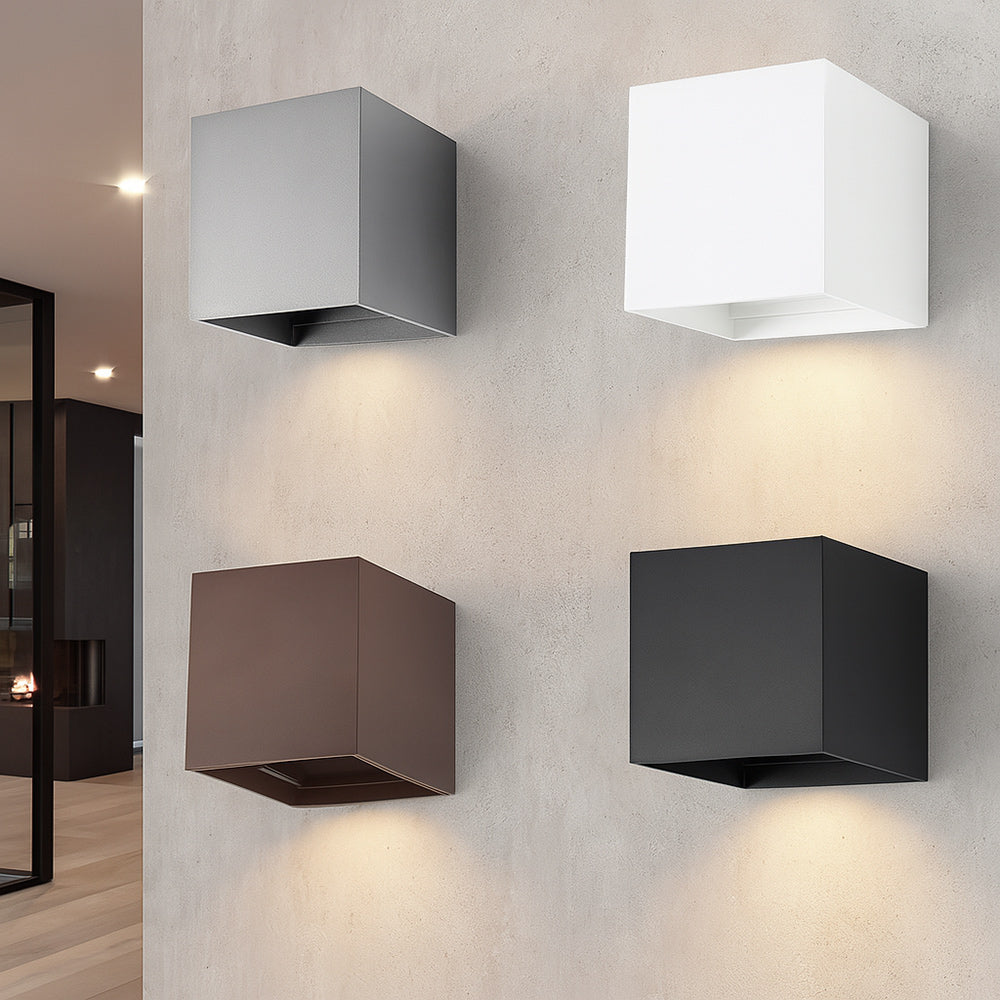Applique a parete LED tecnologia CCT 12 W doppia emissione luce IP65 - ambraled