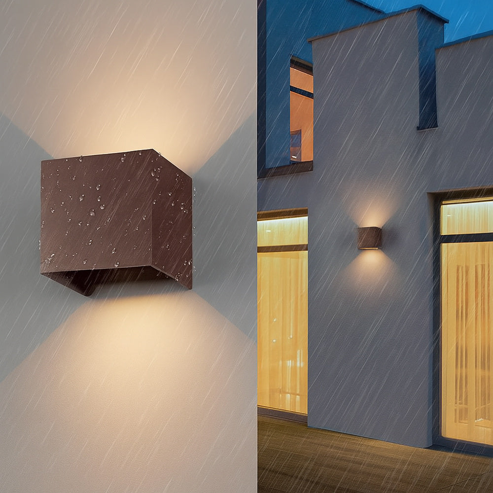 Applique a parete LED tecnologia CCT 12 W doppia emissione luce IP65 - ambraled