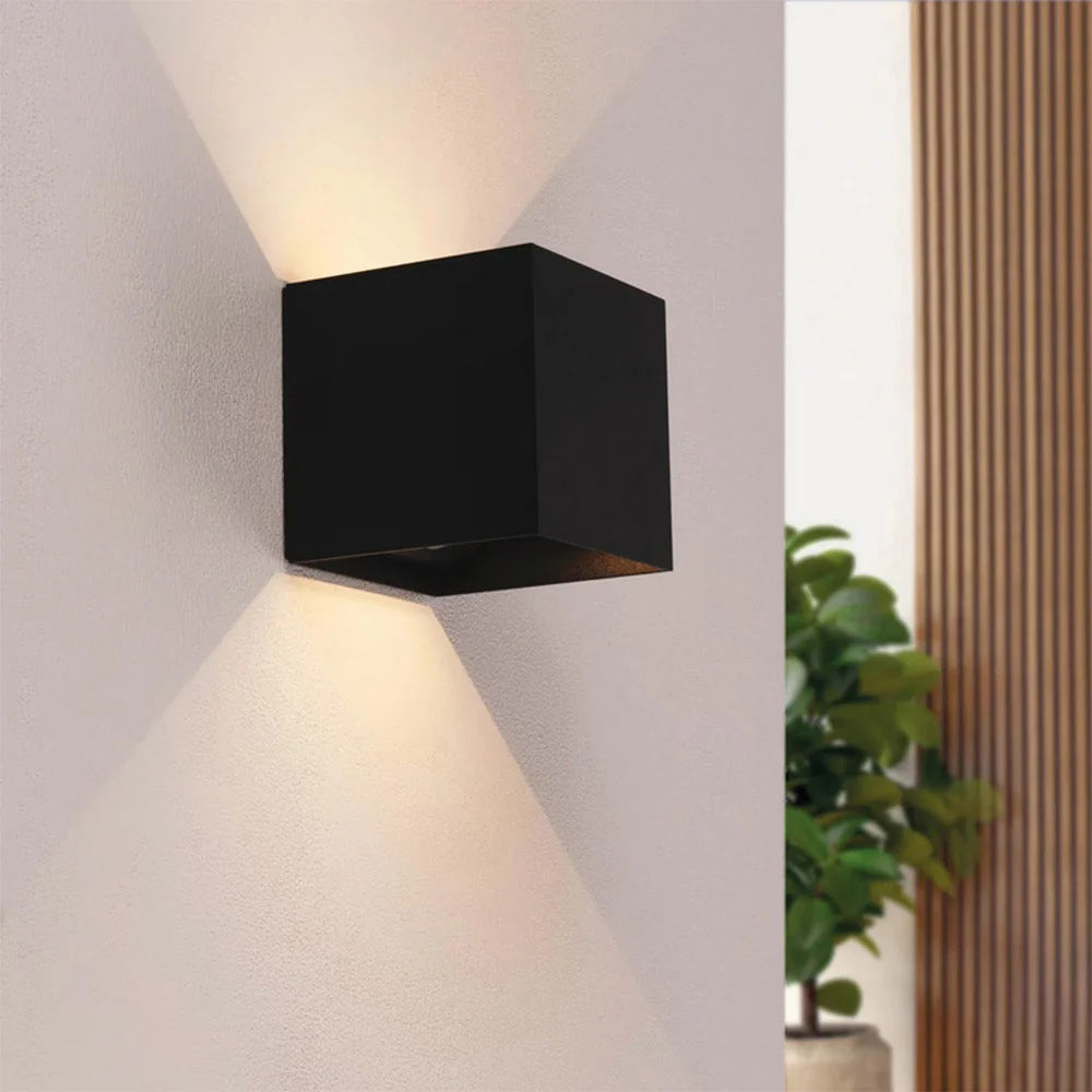 Applique a parete LED tecnologia CCT 12 W doppia emissione luce IP65 - ambraled