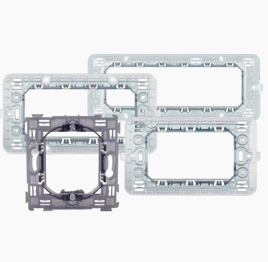 Supporto modulo per placche 2/3/4/7 posti – Compatibile con Matix, ideale per impianti elettrici e interruttori