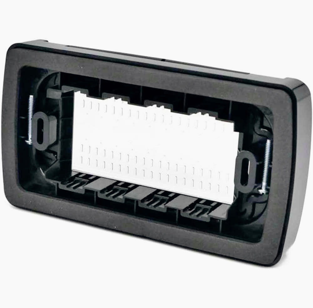 Placca idrobox IP55 3 posti con coperchio nero, compatibile Matix
