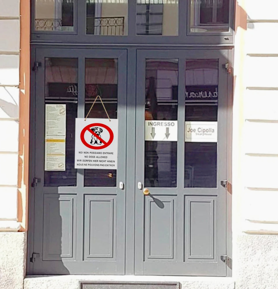 Cartello "Noi Non Entriamo" in legno 20x30cm con corda - ambraled
