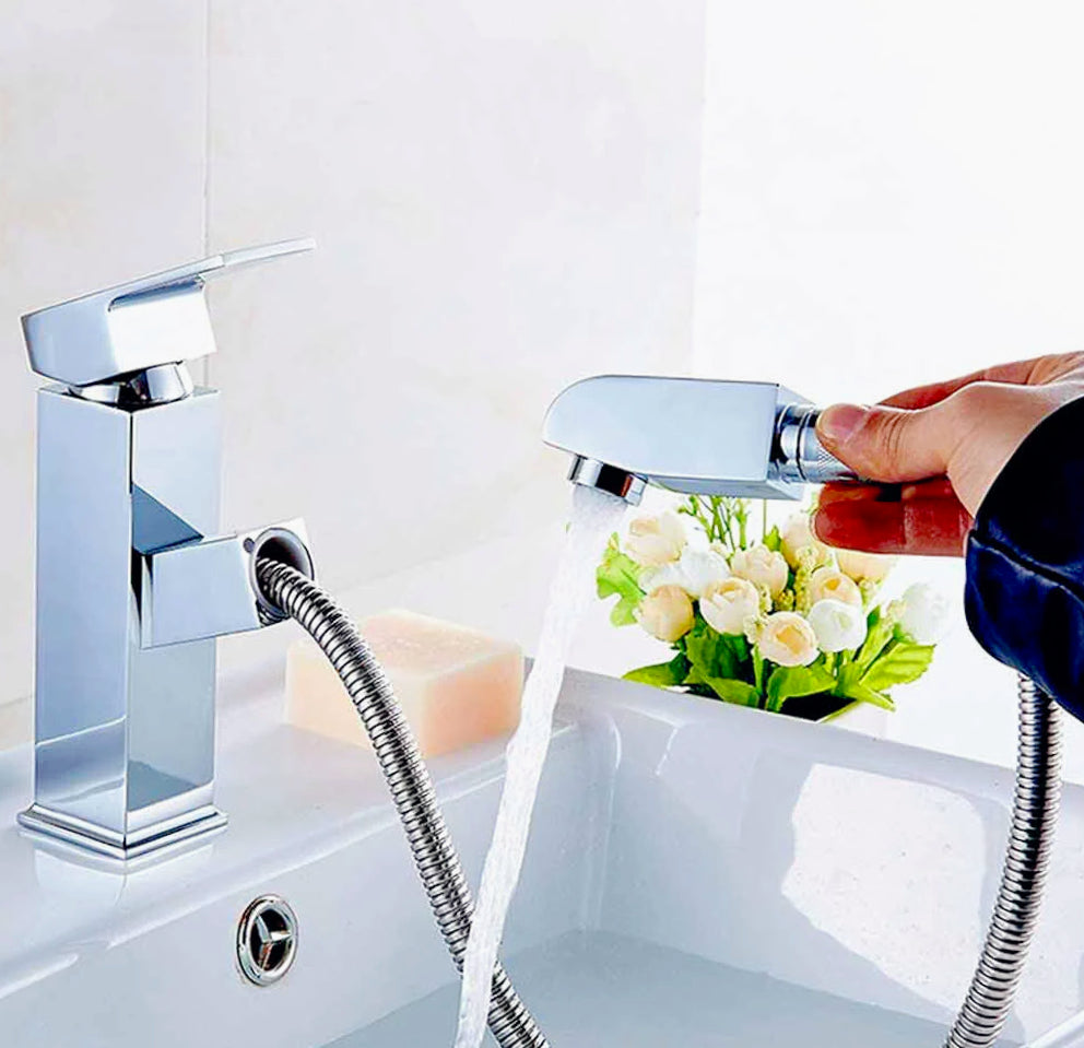 Rubinetto lavabo bagno con doccetta estraibile - pratico e funzionale