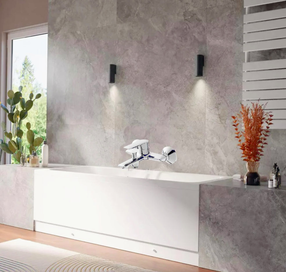 Rubinetto modello Sofi per vasca da bagno, ottone cromato lucido e moderno