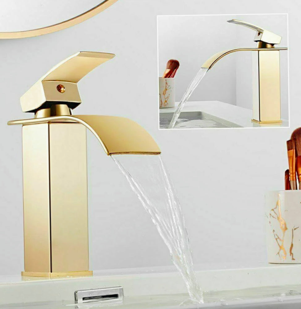 Rubinetto per bagno a canna bassa in oro, modello cascata - design lussuoso e moderno