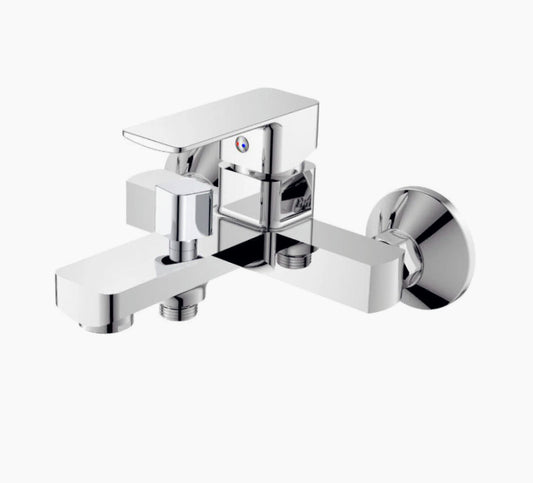 Rubinetto per vasca da bagno in ottone cromato lucido, modello Shape
