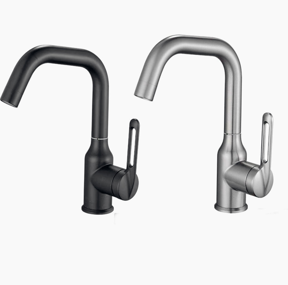 Rubinetto per cucina a canna bassa, acciaio lucido e nero - design minimalista e raffinato