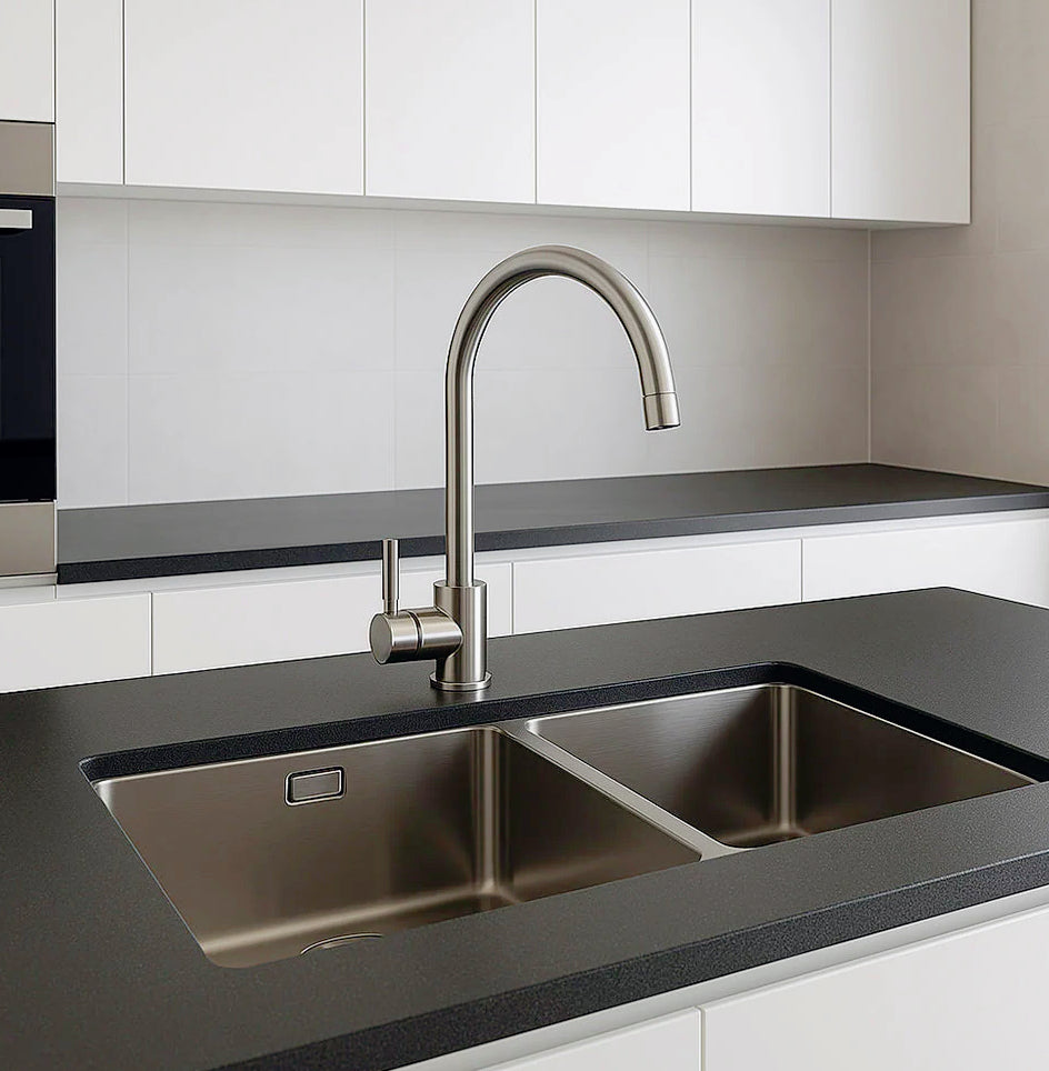 Rubinetto lavello cucina canna ottone cromato satinato - elegante e resistente