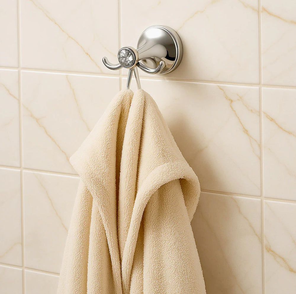 Set bagno 6 pezzi in acciaio lucido con punti luce e cristalli acrilici - ambraled
