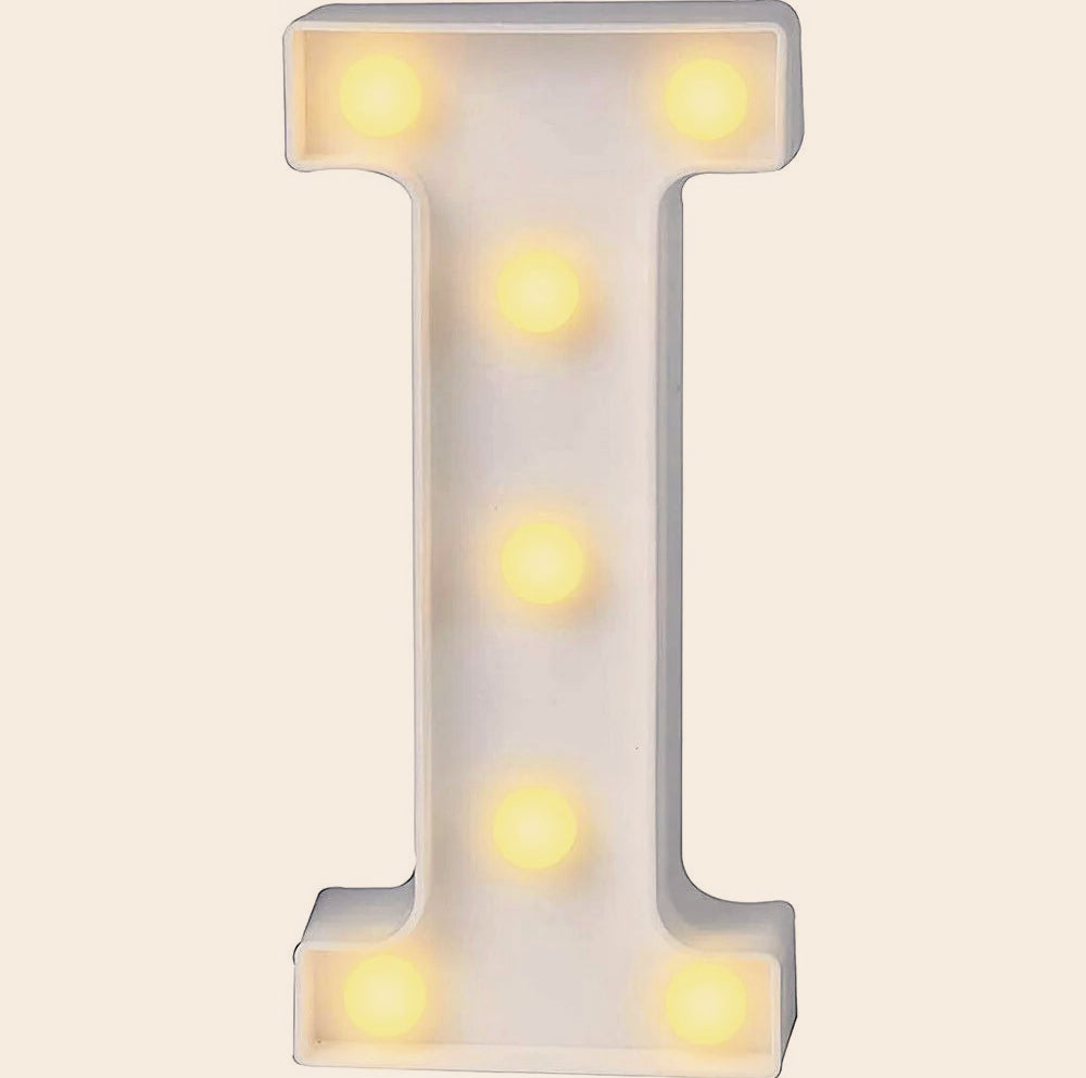 Lettere luminose LED alfabeto A-Z – Luce calda per decorazione casa, compleanni, nozze, feste, bar e eventi - ambraled