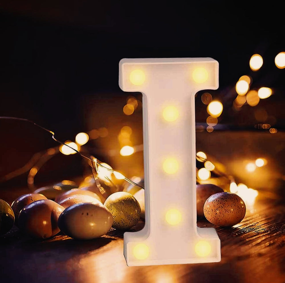 Lettere luminose LED alfabeto A-Z – Luce calda per decorazione casa, compleanni, nozze, feste, bar e eventi - ambraled