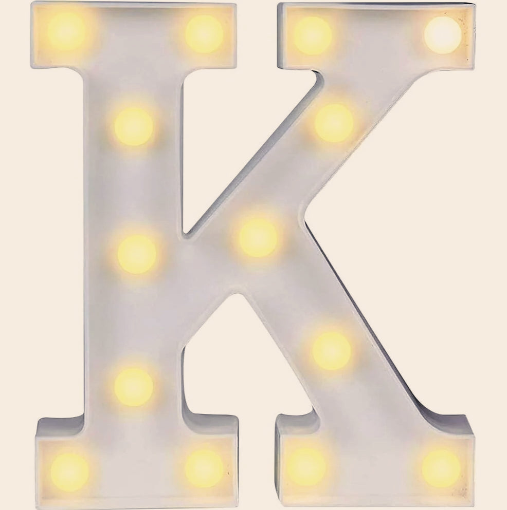 Lettere luminose LED alfabeto A-Z – Luce calda per decorazione casa, compleanni, nozze, feste, bar e eventi - ambraled