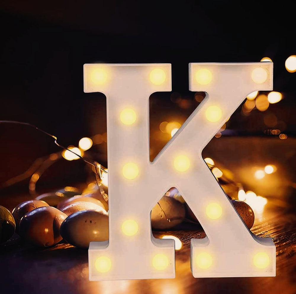 Lettere luminose LED alfabeto A-Z – Luce calda per decorazione casa, compleanni, nozze, feste, bar e eventi - ambraled