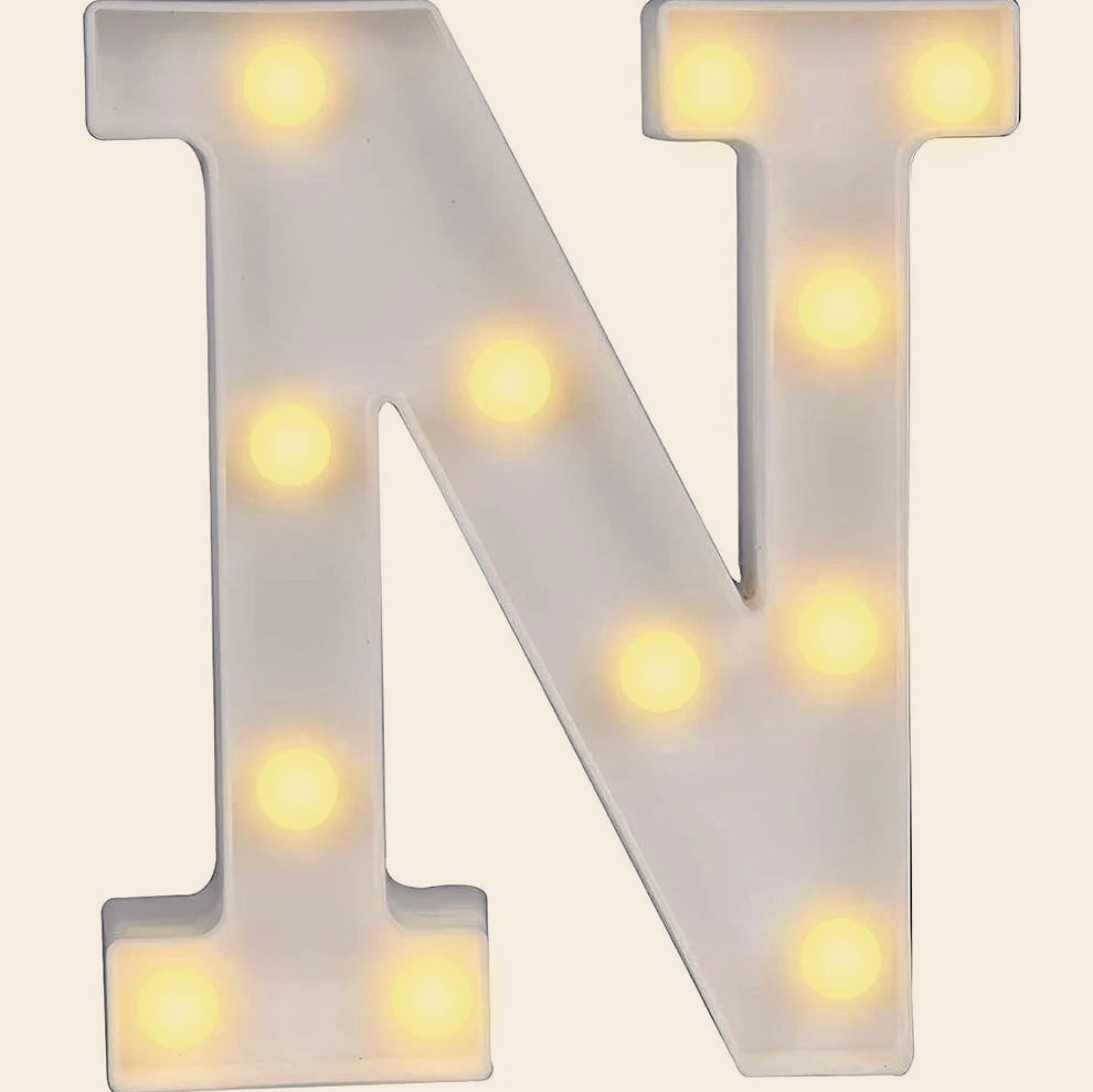 Lettere luminose LED alfabeto A-Z – Luce calda per decorazione casa, compleanni, nozze, feste, bar e eventi - ambraled