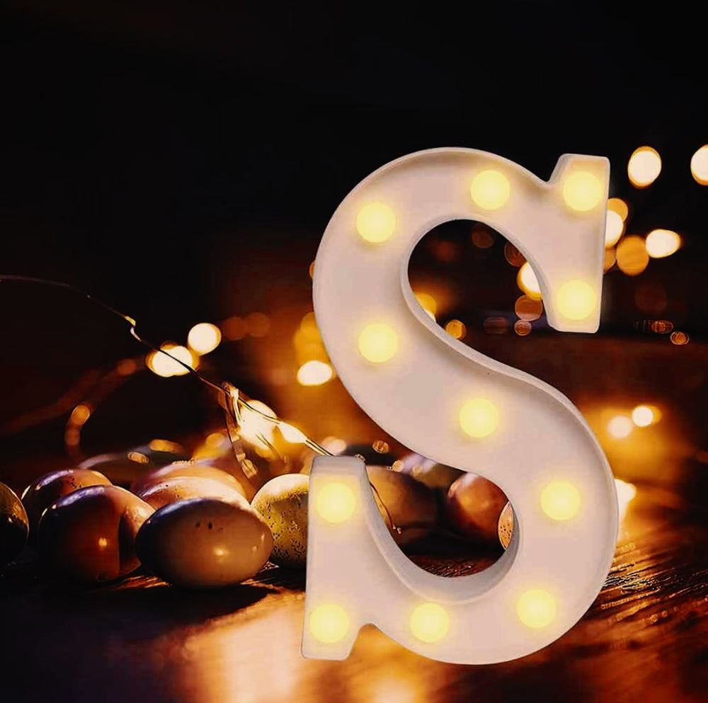 Lettere luminose LED alfabeto A-Z – Luce calda per decorazione casa, compleanni, nozze, feste, bar e eventi - ambraled