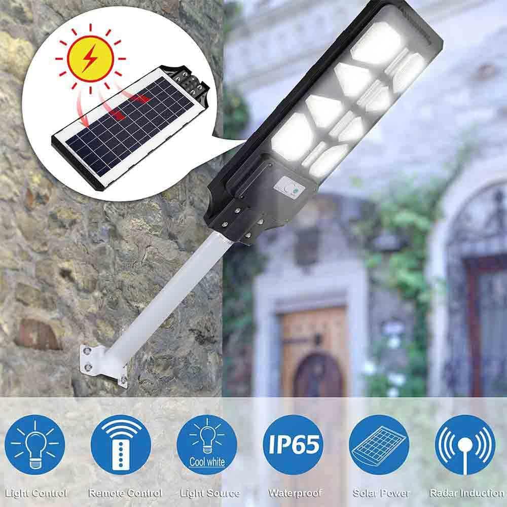 Faro stradale solare 450 led 1000W sensore crepuscolare movimento IP66 - ambraled