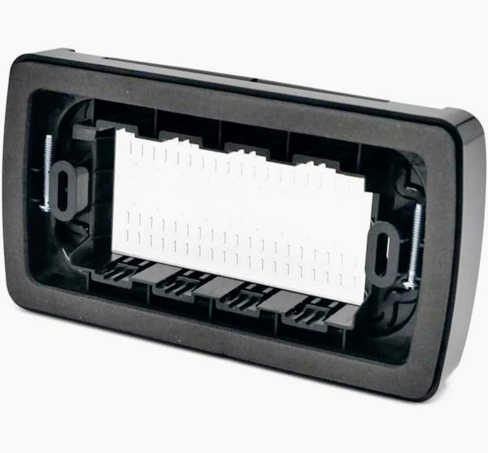 Placca idrobox IP55 nera 4 posti, compatibile Vimar Plana