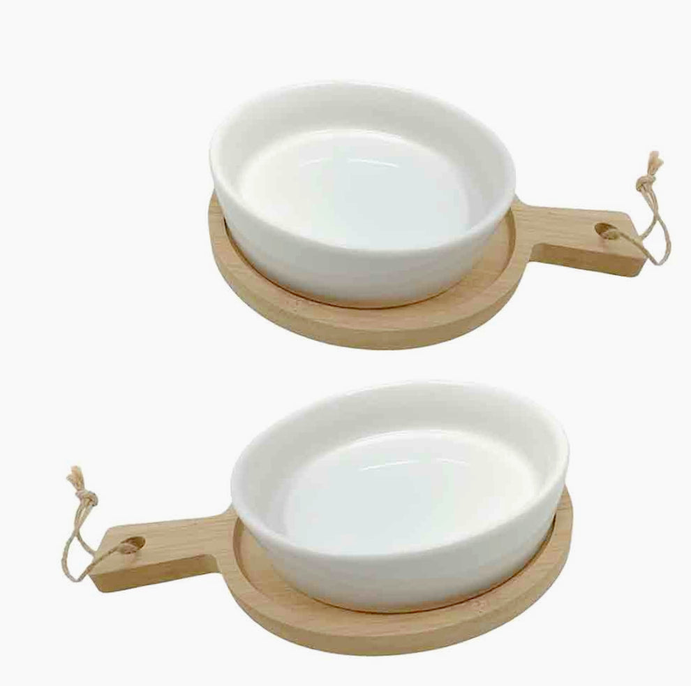 Set aperitivo con 2 ciotole in ceramica e tagliere in legno come supporto - ambraled