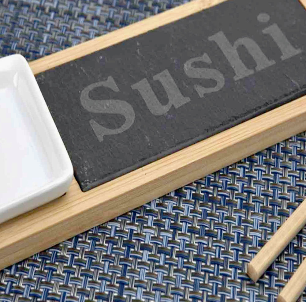 Servizio accessori per sushi per 2 persone: comprende tagliere, ciotola e bacchette - ambraled