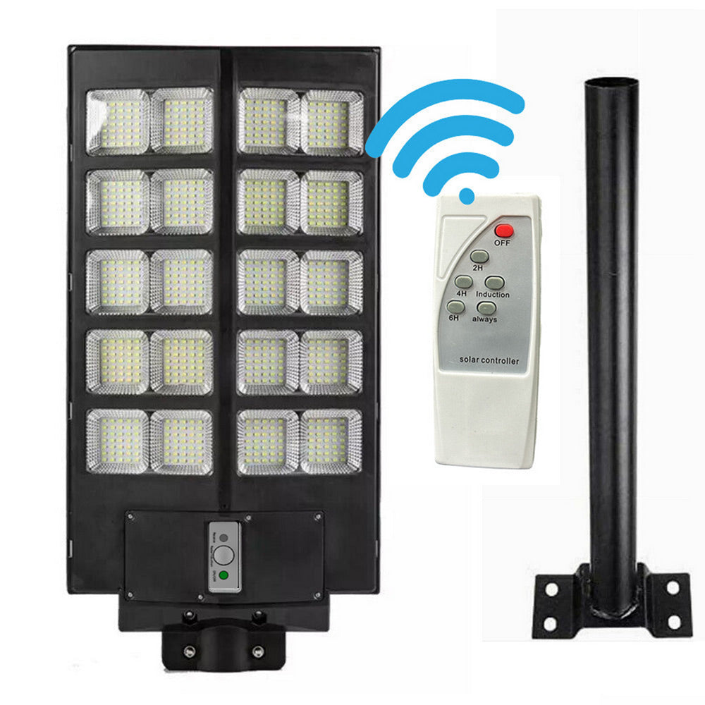 Lampione faro pannello solare 2400W con palo sensore di passaggio IP66 - ambraled