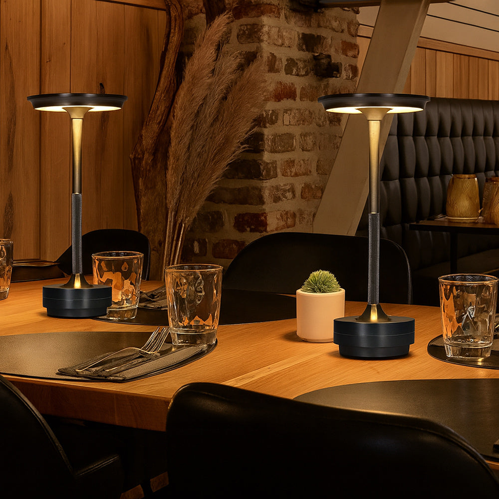 Lampada da tavolo 3 Watt rincarabile touch dimmerabile tecnologia CCT - ambraled