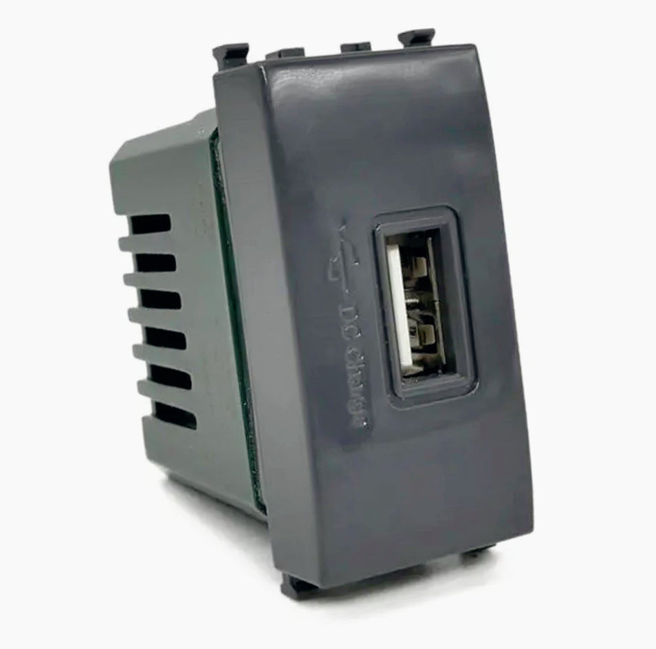 Presa USB compatibile con Vimar Plana 5V